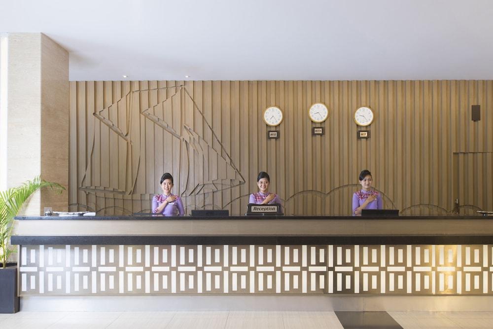 Dalton Hotel Макасар Экстерьер фото