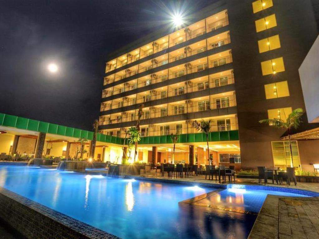 Dalton Hotel Макасар Экстерьер фото