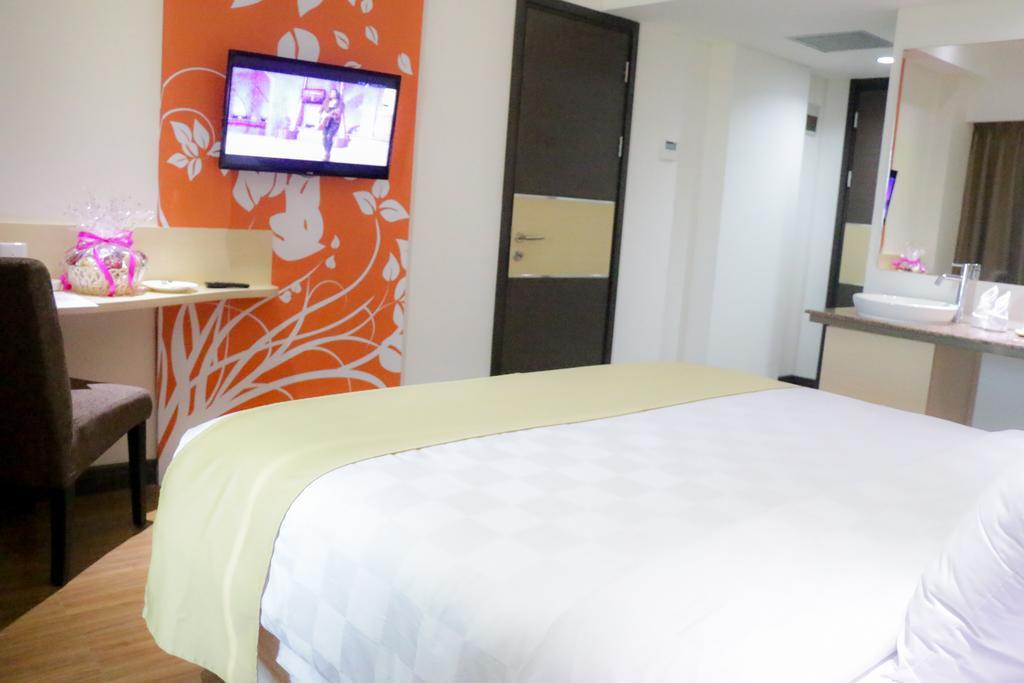 Dalton Hotel Макасар Номер фото